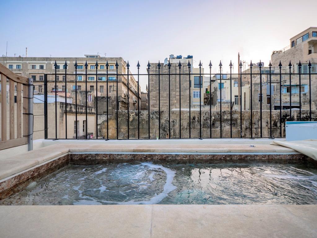 Valletta Kursara Port View Buitenkant foto